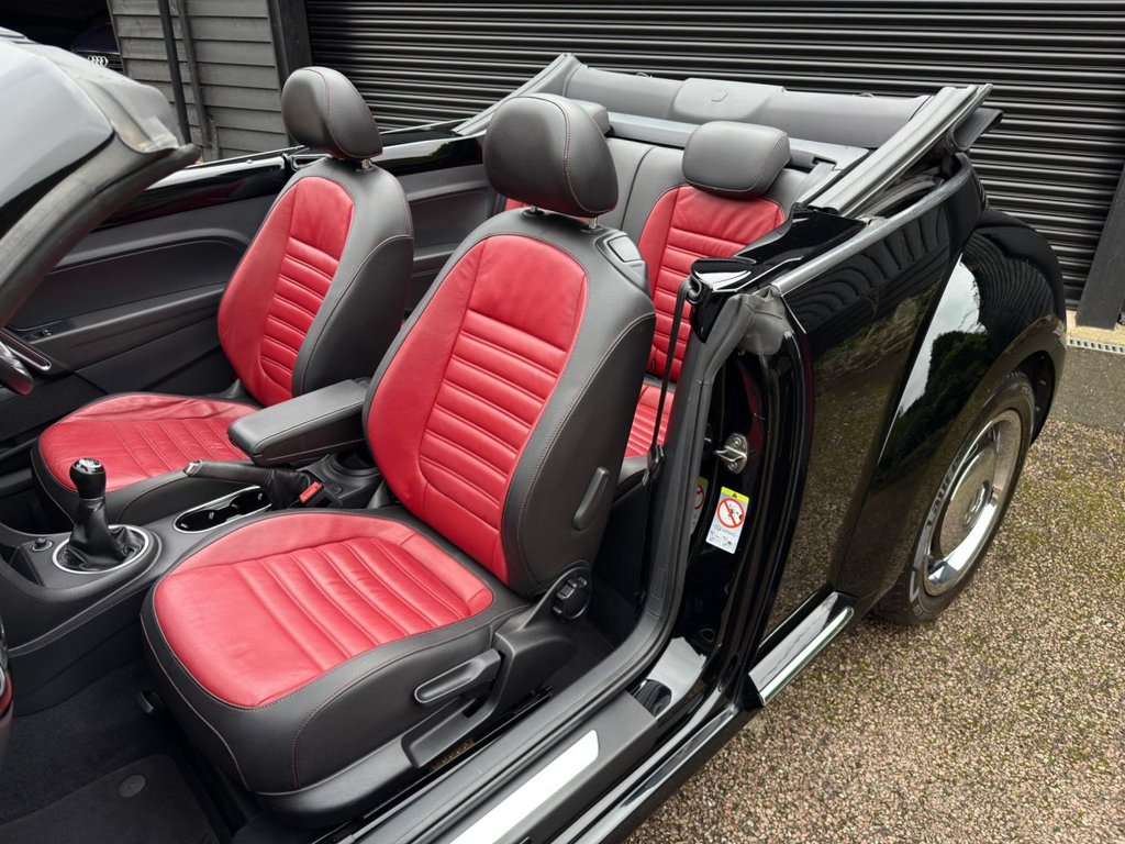 Used Volkswagen Beetle 2013 for sale - 78016739: Photo 2