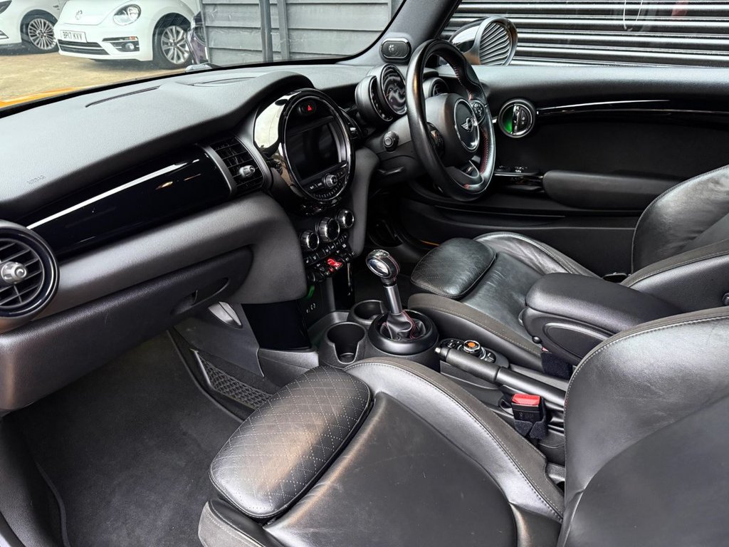 Used MINI Hatch 2018 for sale - 78016838: Photo 18