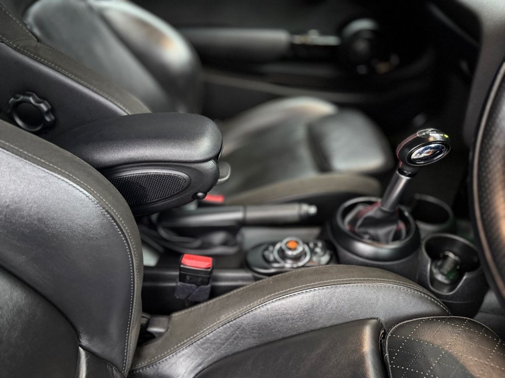 Used MINI Hatch 2018 for sale - 78016838: Photo 25