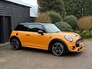 Used MINI Hatch 2018 for sale - 78016838: Photo