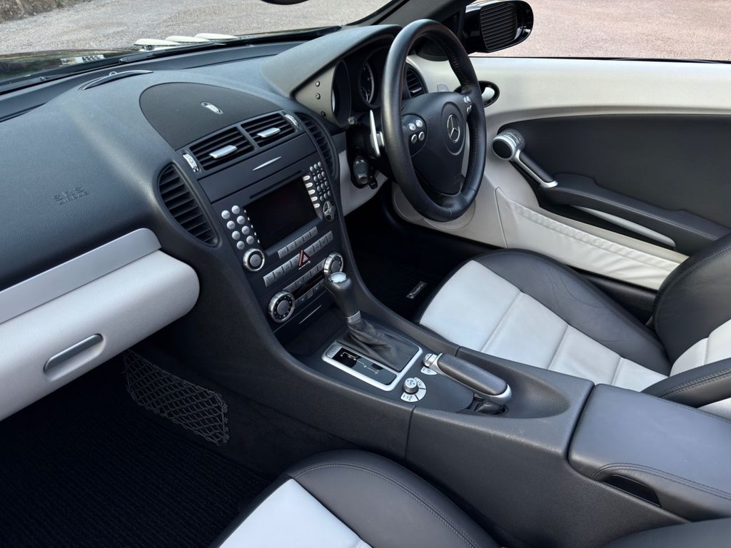 Used Mercedes-Benz SLK 2006 for sale - 78017160: Photo 12