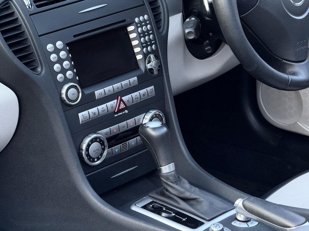 Used Mercedes-Benz SLK 2006 for sale - 78017160: Photo 21