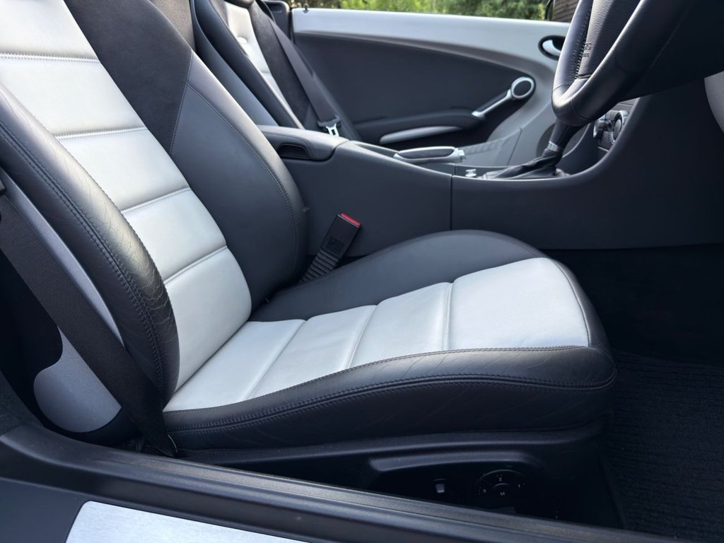 Used Mercedes-Benz SLK 2006 for sale - 78017160: Photo 29