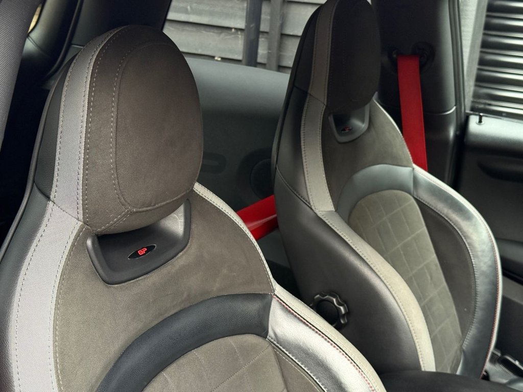 Used MINI Hatch 2020 for sale - 78017200: Photo 32