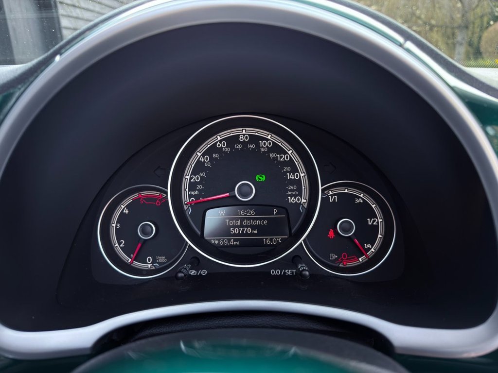 Used Volkswagen Beetle 2016 for sale - 78017100: Photo 17