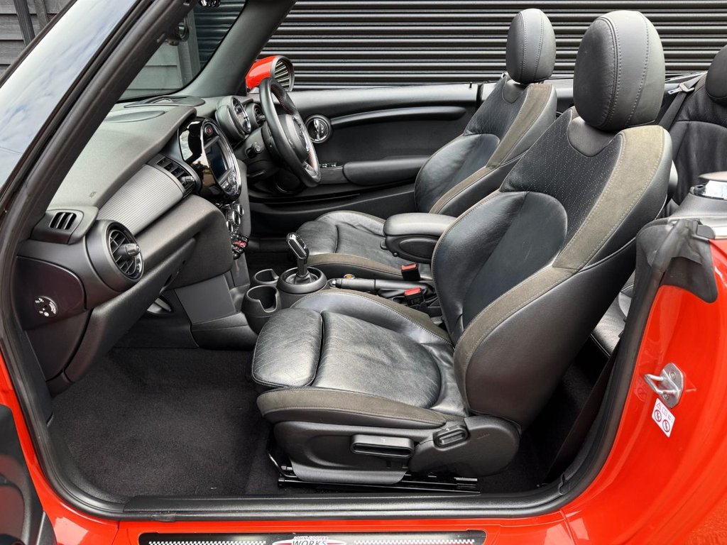 Used MINI Convertible 2019 for sale - 78016901: Photo 16