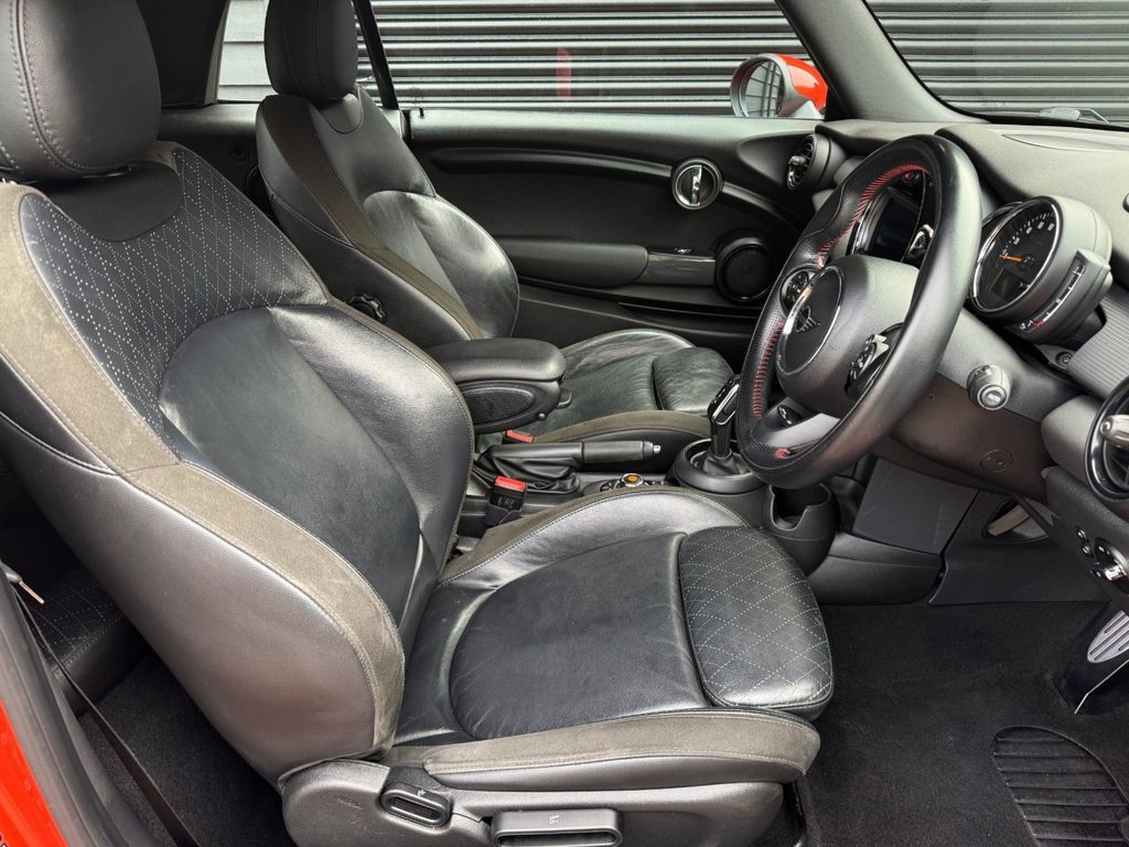 Used MINI Convertible 2019 for sale - 78016901: Photo 20