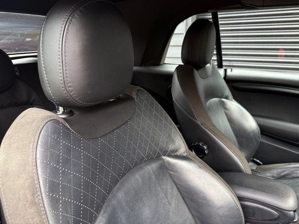 Used MINI Convertible 2019 for sale - 78016901: Photo 21