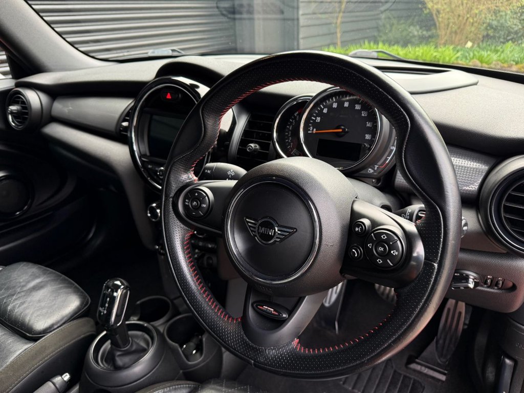 Used MINI Convertible 2019 for sale - 78016901: Photo 23