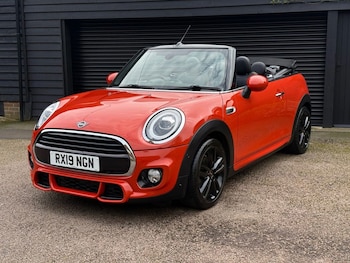 Used MINI Convertible 2019 for sale - 78016901: Photo