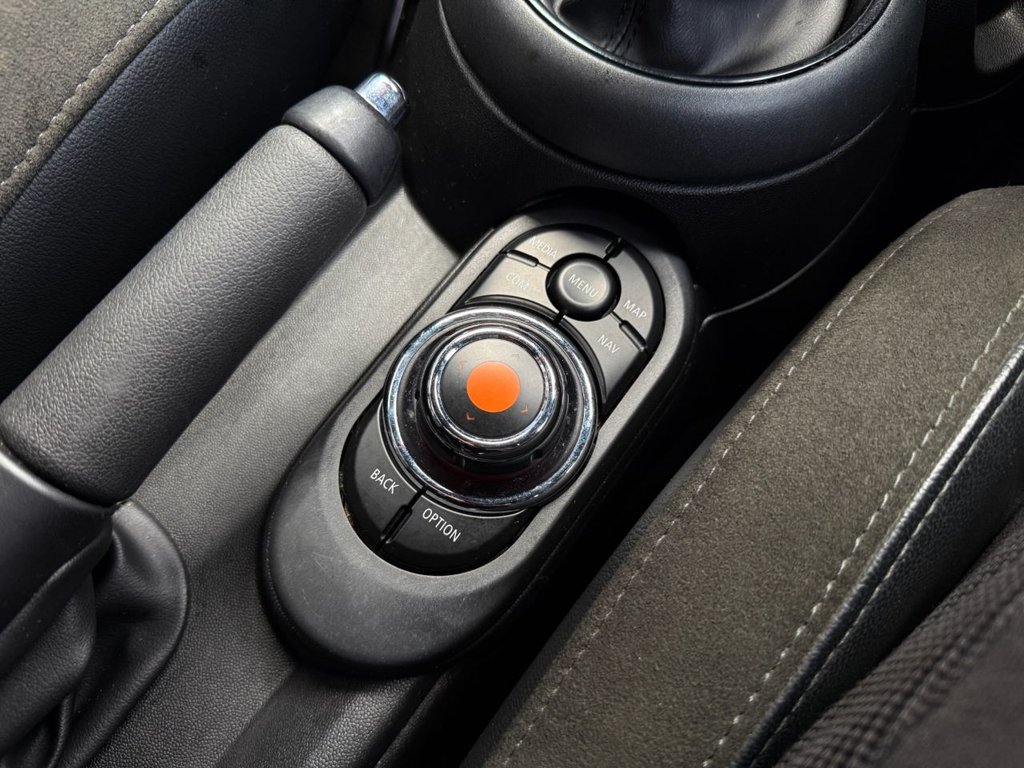 Used MINI Convertible 2019 for sale - 78016901: Photo 34