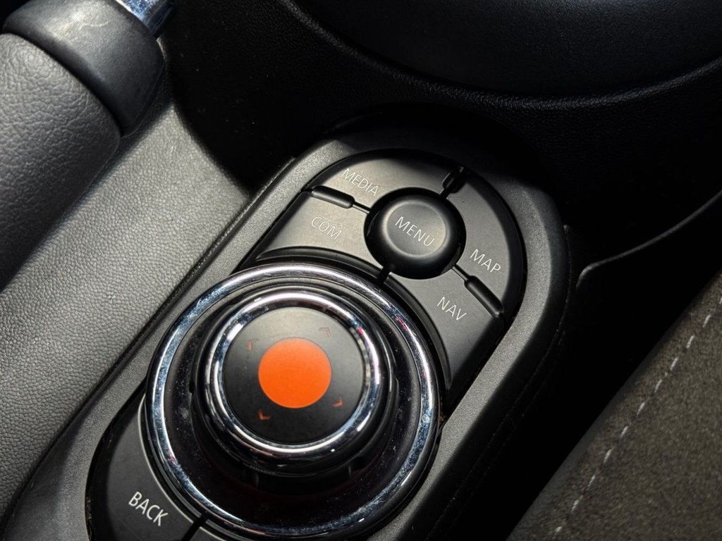 Used MINI Convertible 2019 for sale - 78016901: Photo 35