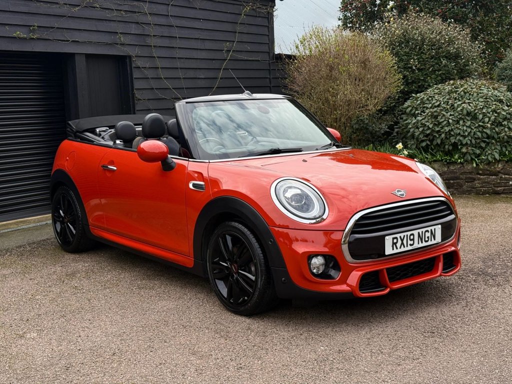 Used MINI Convertible 2019 for sale - 78016901: Photo 4
