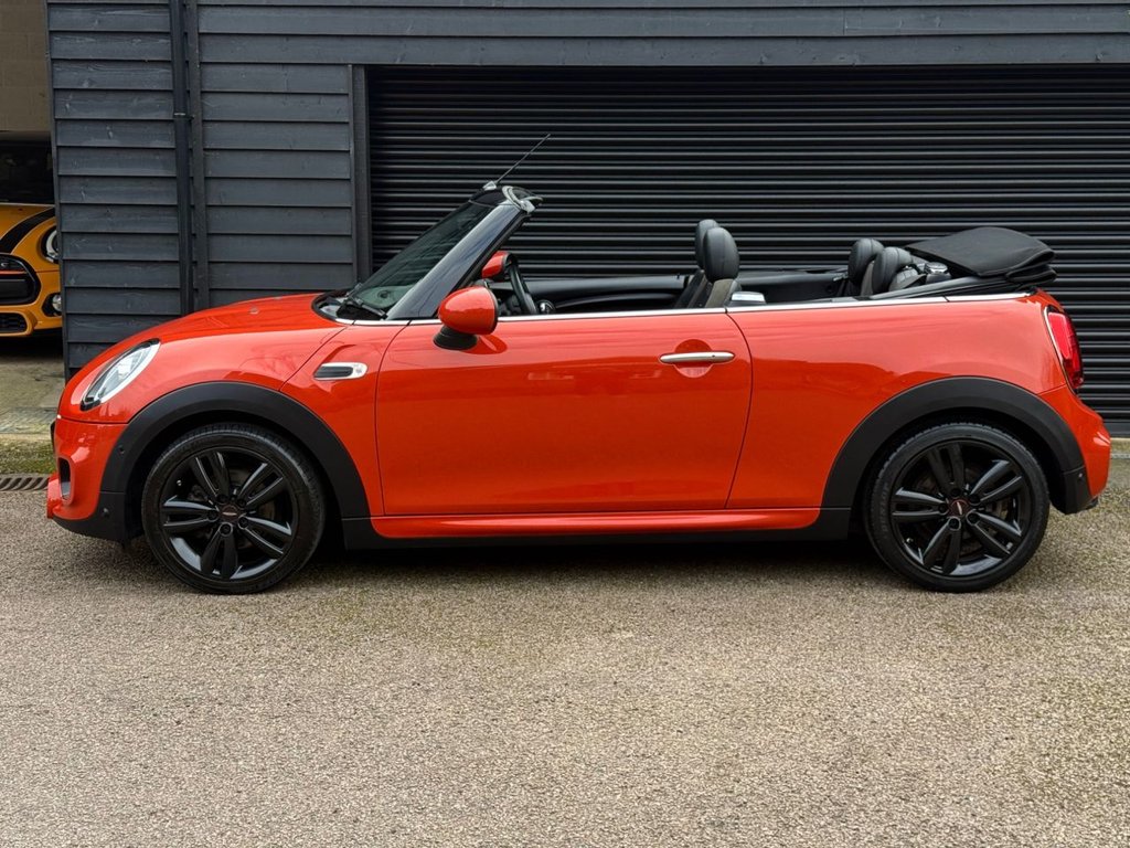 Used MINI Convertible 2019 for sale - 78016901: Photo 9