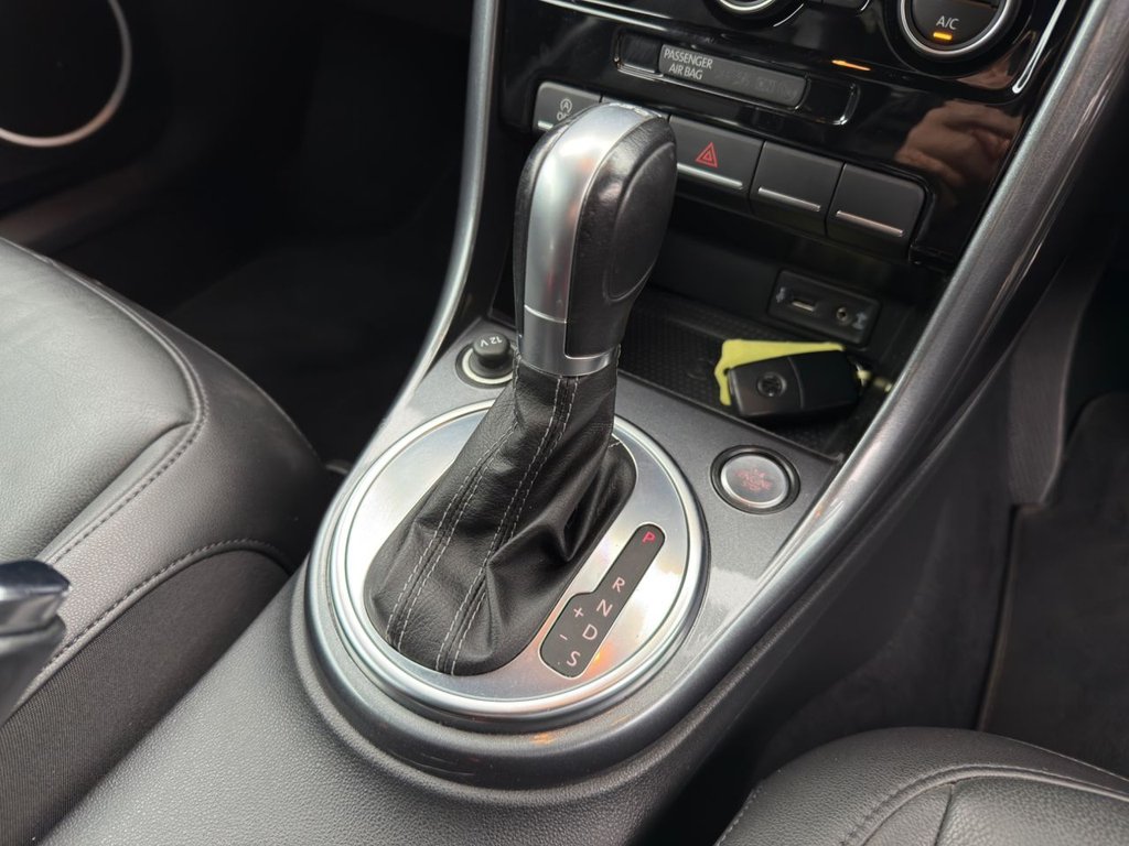 Used Volkswagen Beetle 2017 for sale - 78017124: Photo 24