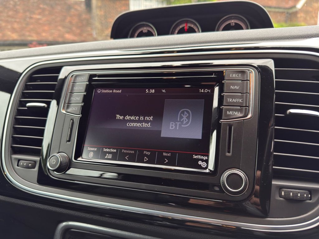 Used Volkswagen Beetle 2017 for sale - 78017124: Photo 29