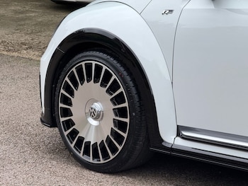 Used Volkswagen Beetle 2017 for sale - 78017124: Photo