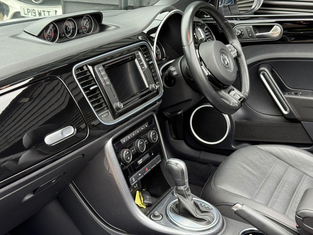 Used Volkswagen Beetle 2017 for sale - 78017124: Photo 5