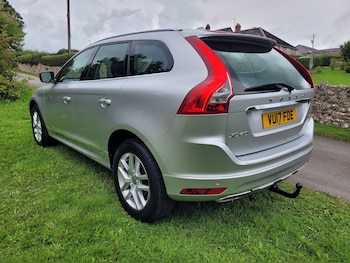 Used Volvo XC60 2017 for sale - 79491377: Photo