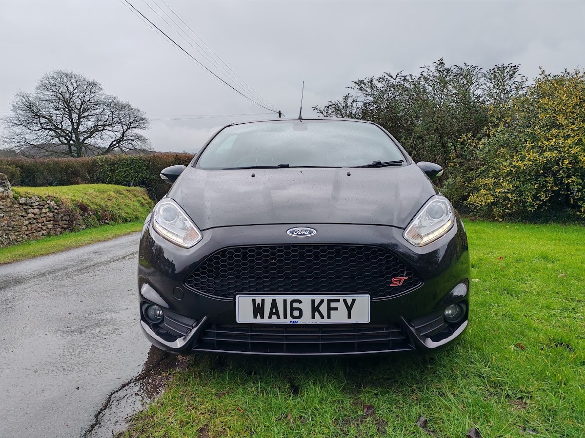 Used Ford Fiesta 2016 for sale - 77285892: Photo 2