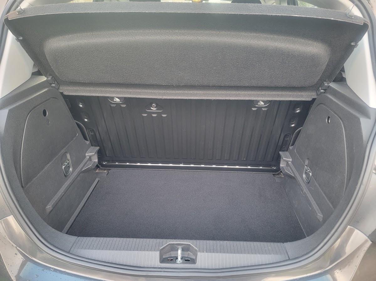 Used Vauxhall Corsa 2016 for sale - 77195707: Photo 8