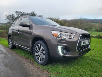 2015 (15) - 1.8 4 5dr 4WD