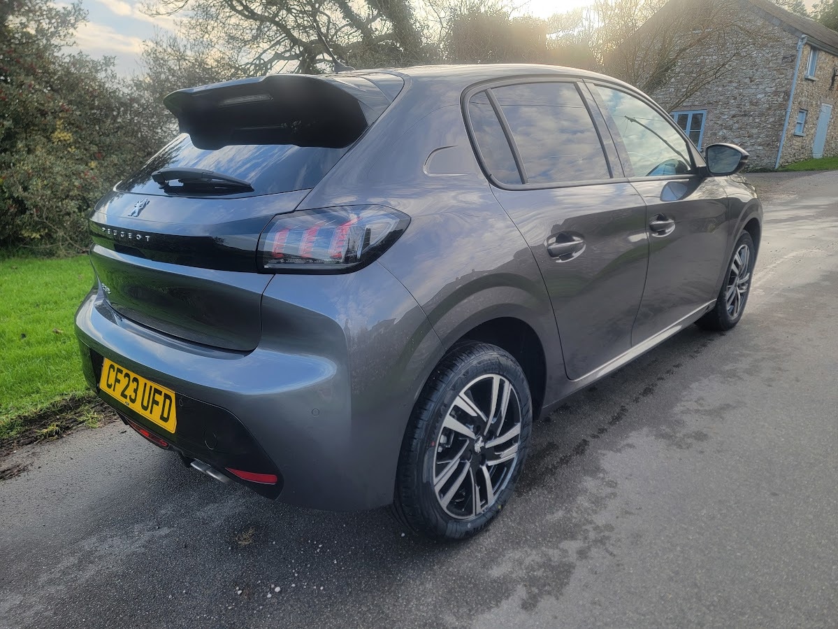 Used Peugeot 208 2023 for sale - 76958817: Photo 13