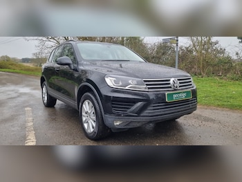 Used Volkswagen Touareg 2016 for sale - 78236346: Photo