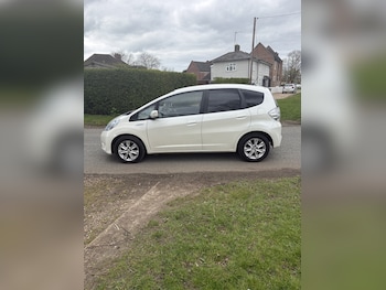 Used Honda Jazz 2014 for sale - 78236344: Photo
