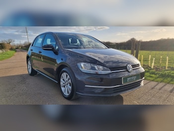 Used Volkswagen Golf 2017 for sale - 78236338: Photo