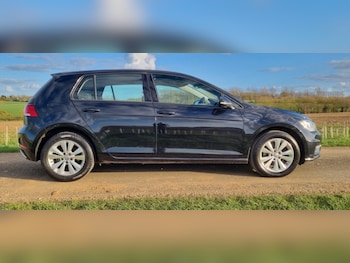 Used Volkswagen Golf 2017 for sale - 78236338: Photo