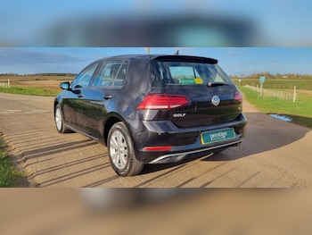 Used Volkswagen Golf 2017 for sale - 78236338: Photo