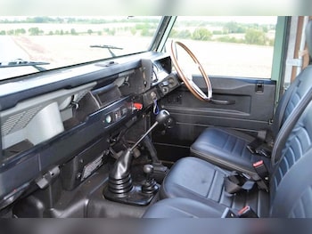 Used Land Rover Defender 90 1989 for sale - 78236351: Photo