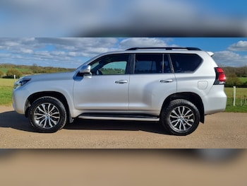 Used Toyota Land Cruiser 2019 for sale - 78242834: Photo