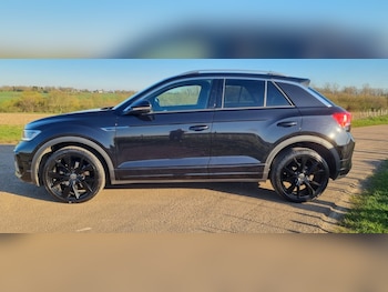 Used Volkswagen T-Roc 2022 for sale - 78236348: Photo