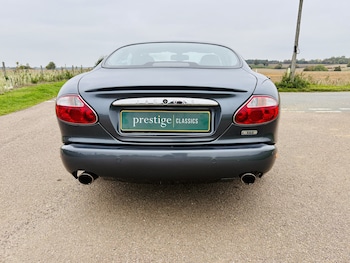Used Jaguar XK8 2004 for sale - 78300356: Photo