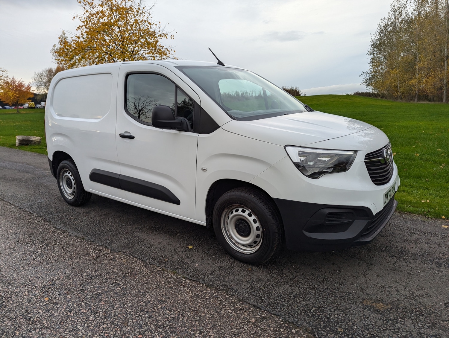 Used Vauxhall Combo 2021 for sale - 76578433: Photo 1