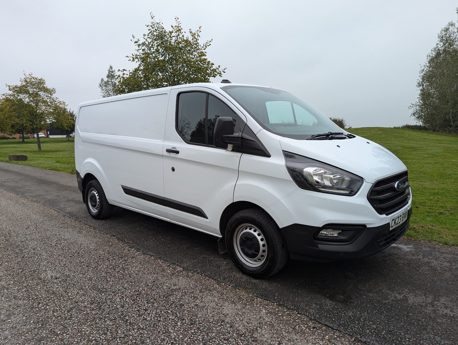 Used Ford Transit Custom 2023 for sale - 76455157: Photo 2