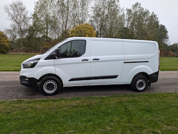 Used Ford Transit Custom 2023 for sale - 76455157: Photo