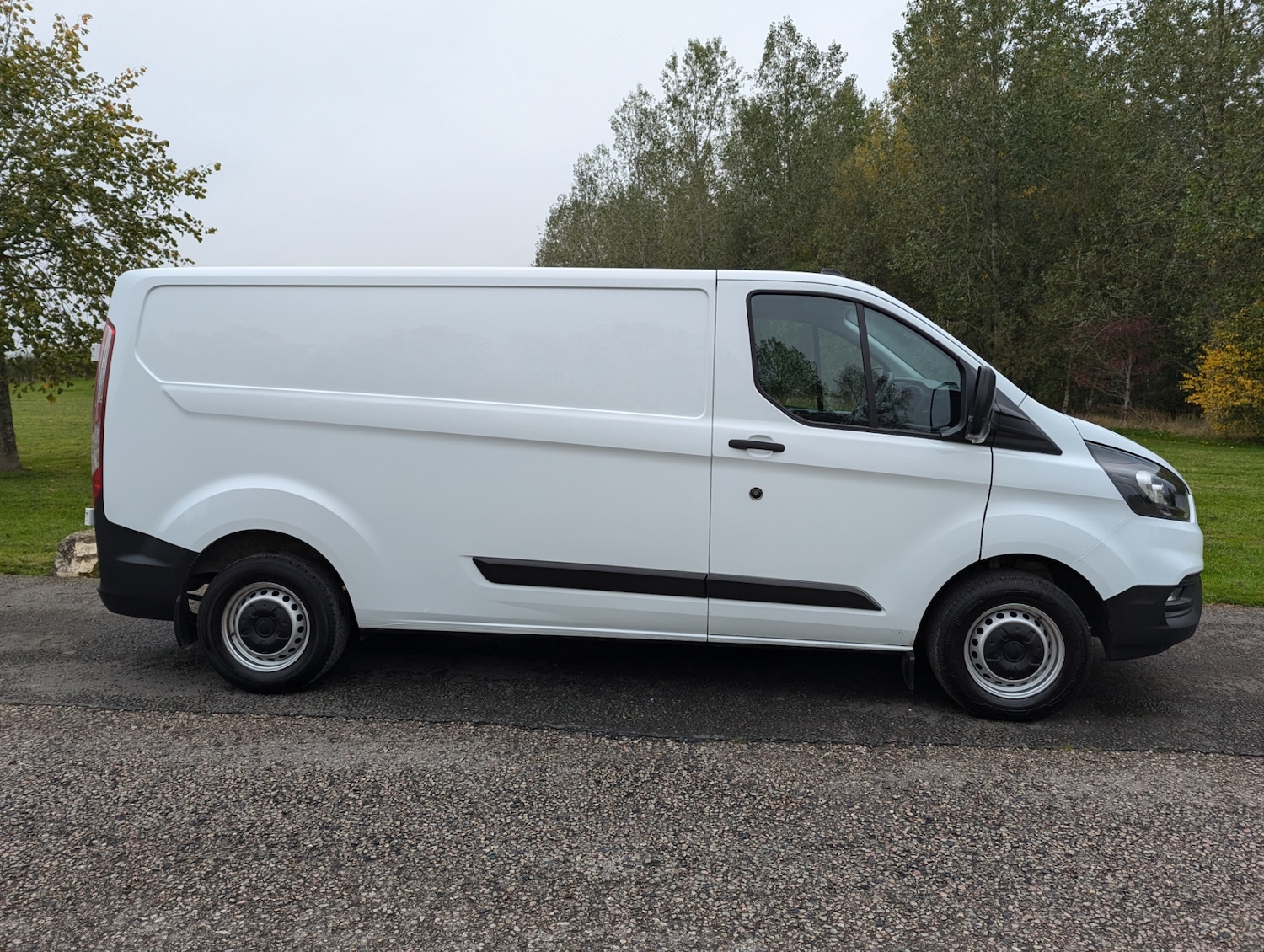 Used Ford Transit Custom 2023 for sale - 76455157: Photo 4