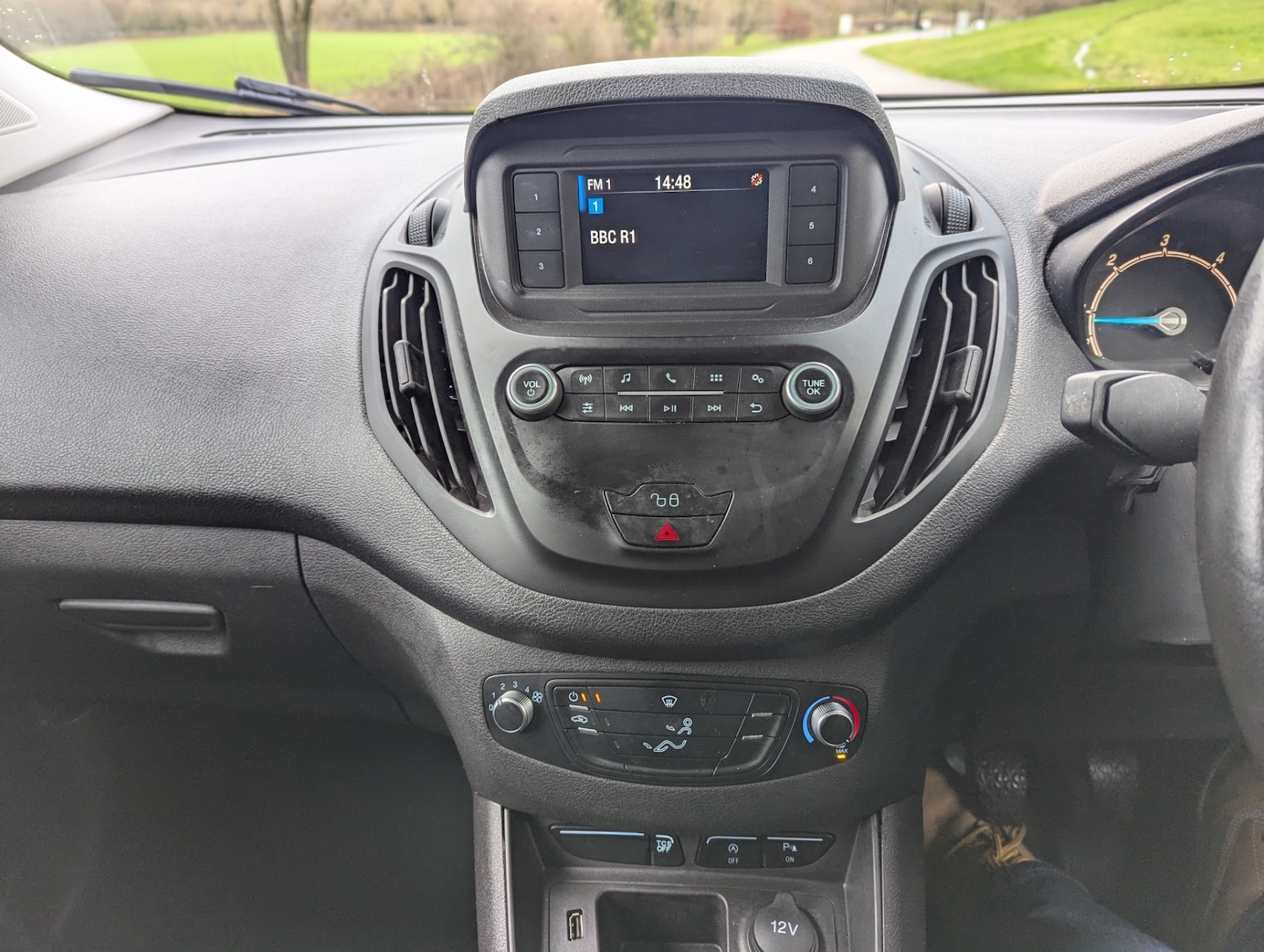 Used Ford Transit Courier 2023 for sale - 77339503: Photo 11