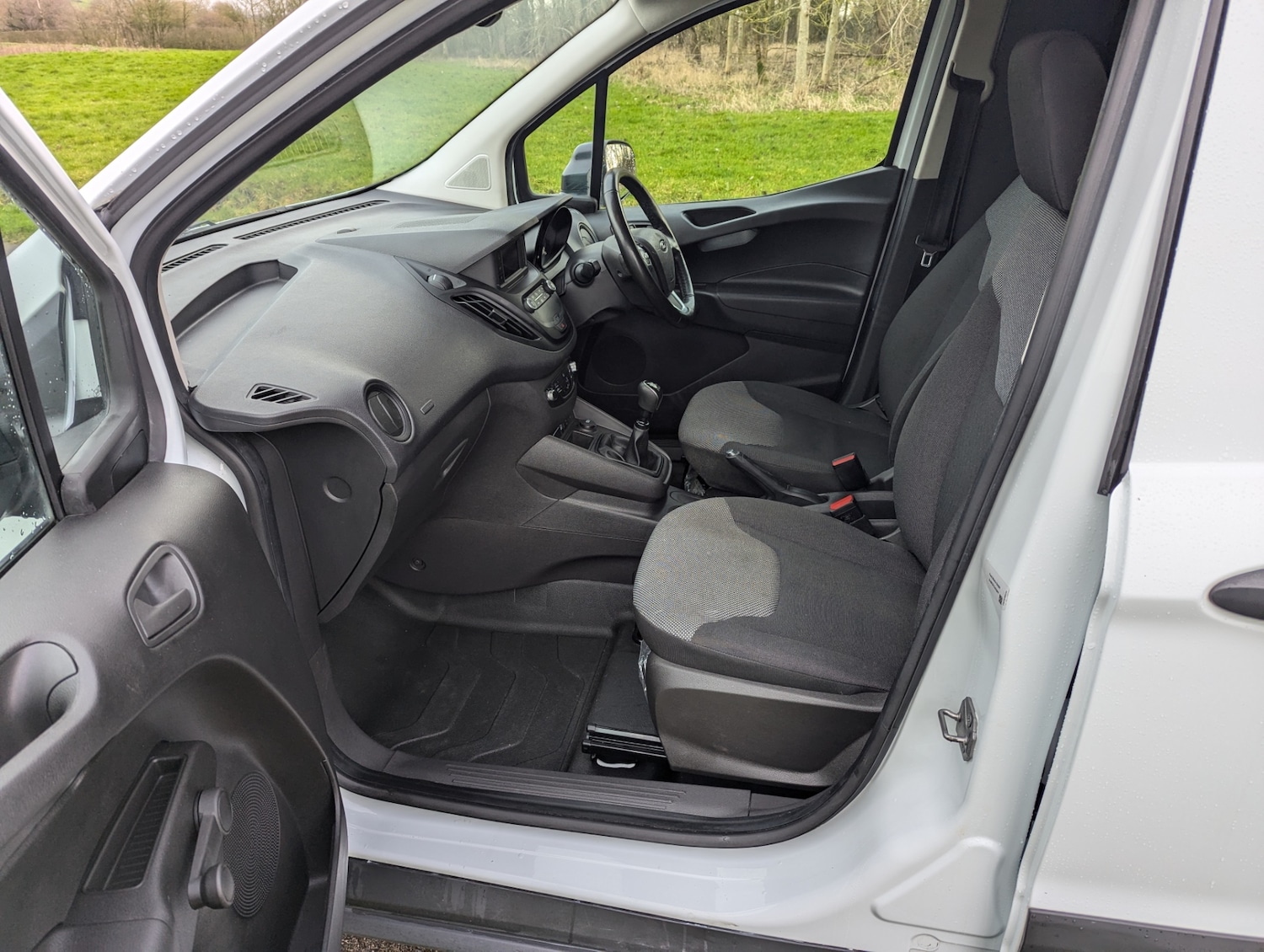 Used Ford Transit Courier 2023 for sale - 77339503: Photo 12