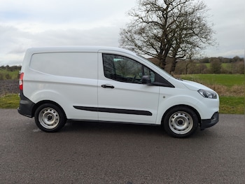 Used Ford Transit Courier 2023 for sale - 77339503: Photo