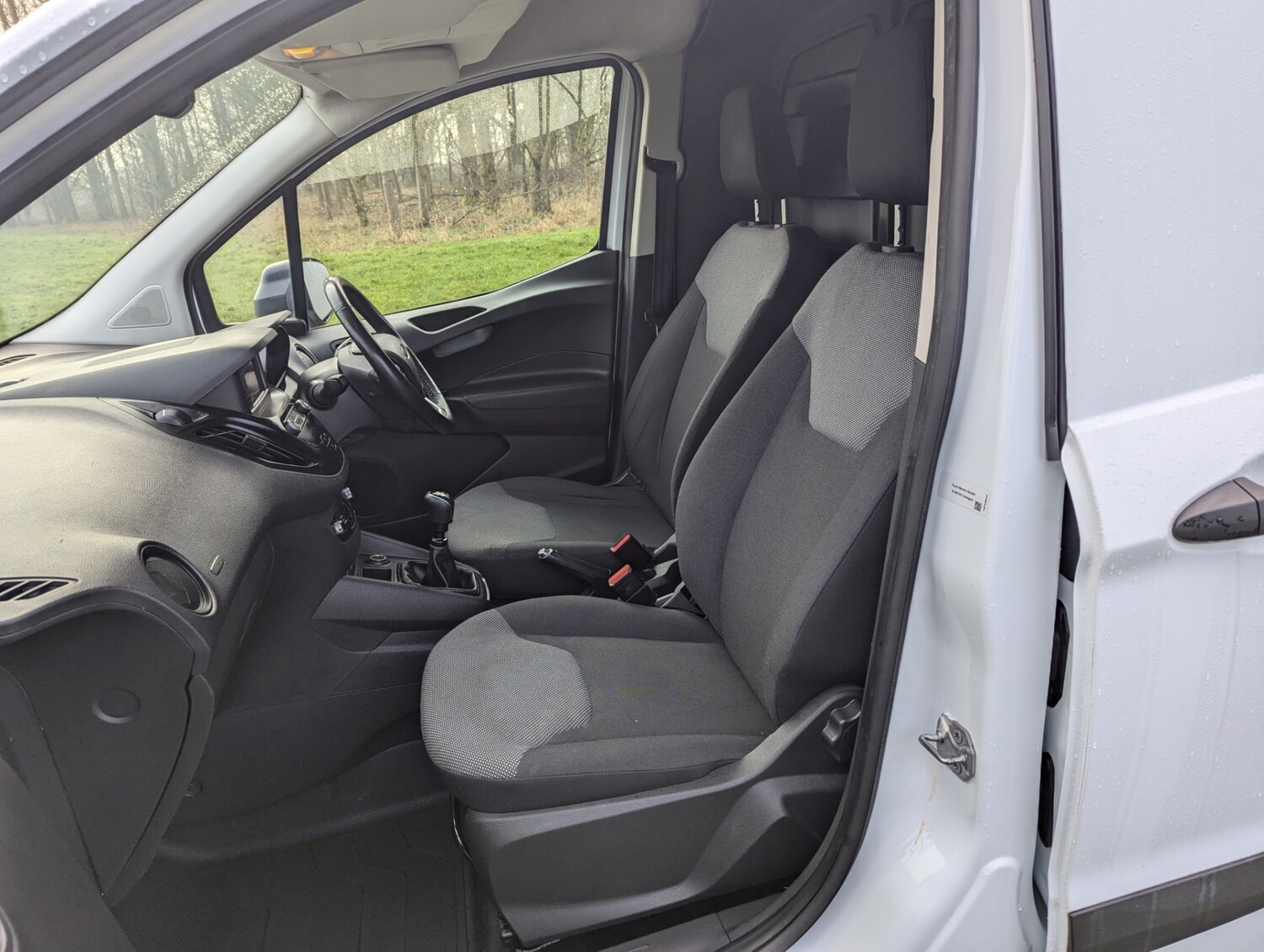 Used Ford Transit Courier 2023 for sale - 77354008: Photo 11