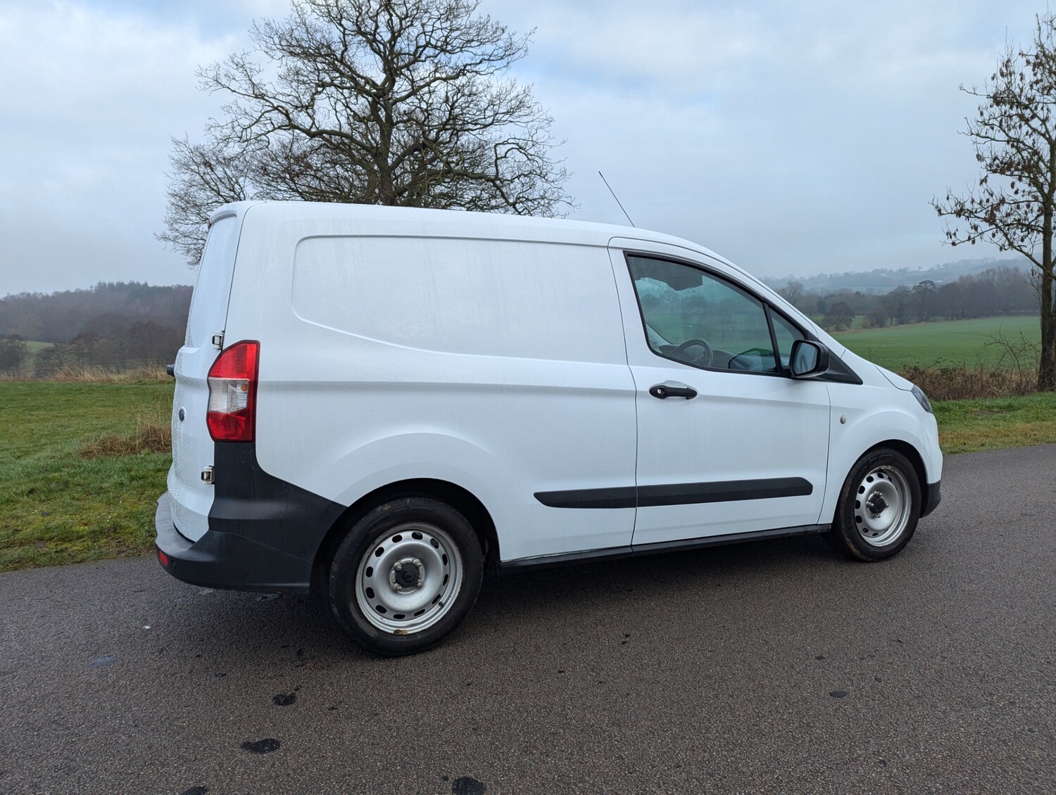 Used Ford Transit Courier 2023 for sale - 77354008: Photo 25