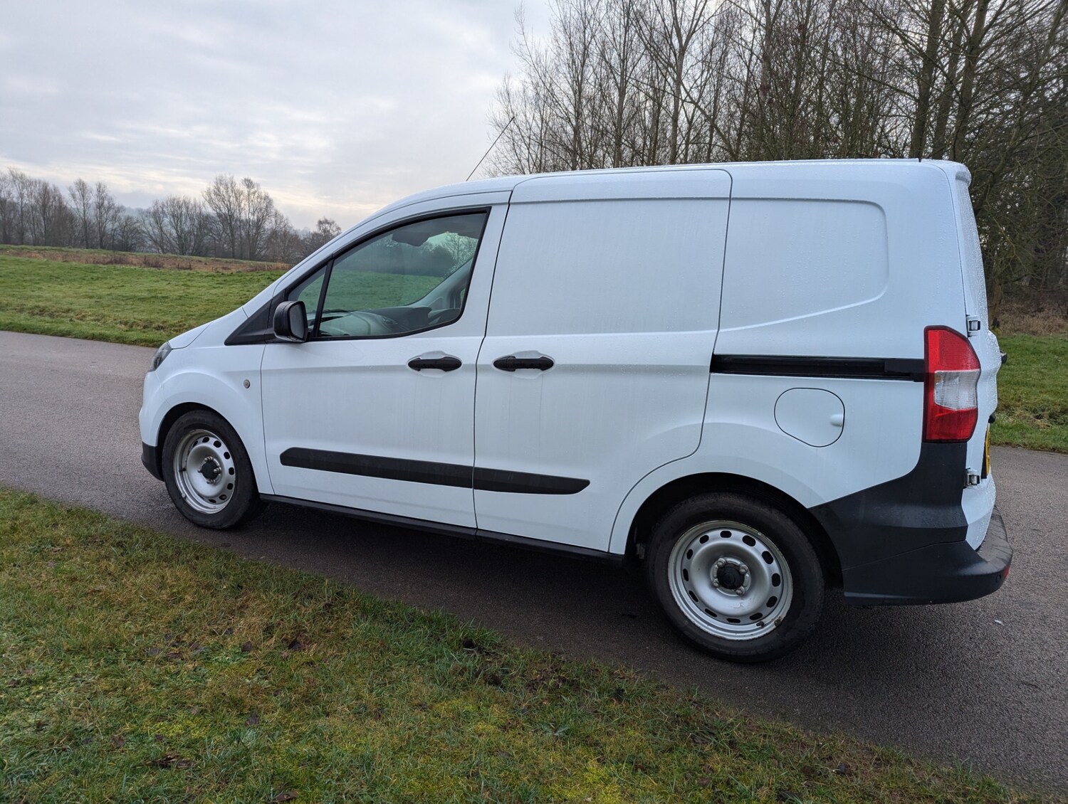 Used Ford Transit Courier 2023 for sale - 77354008: Photo 29