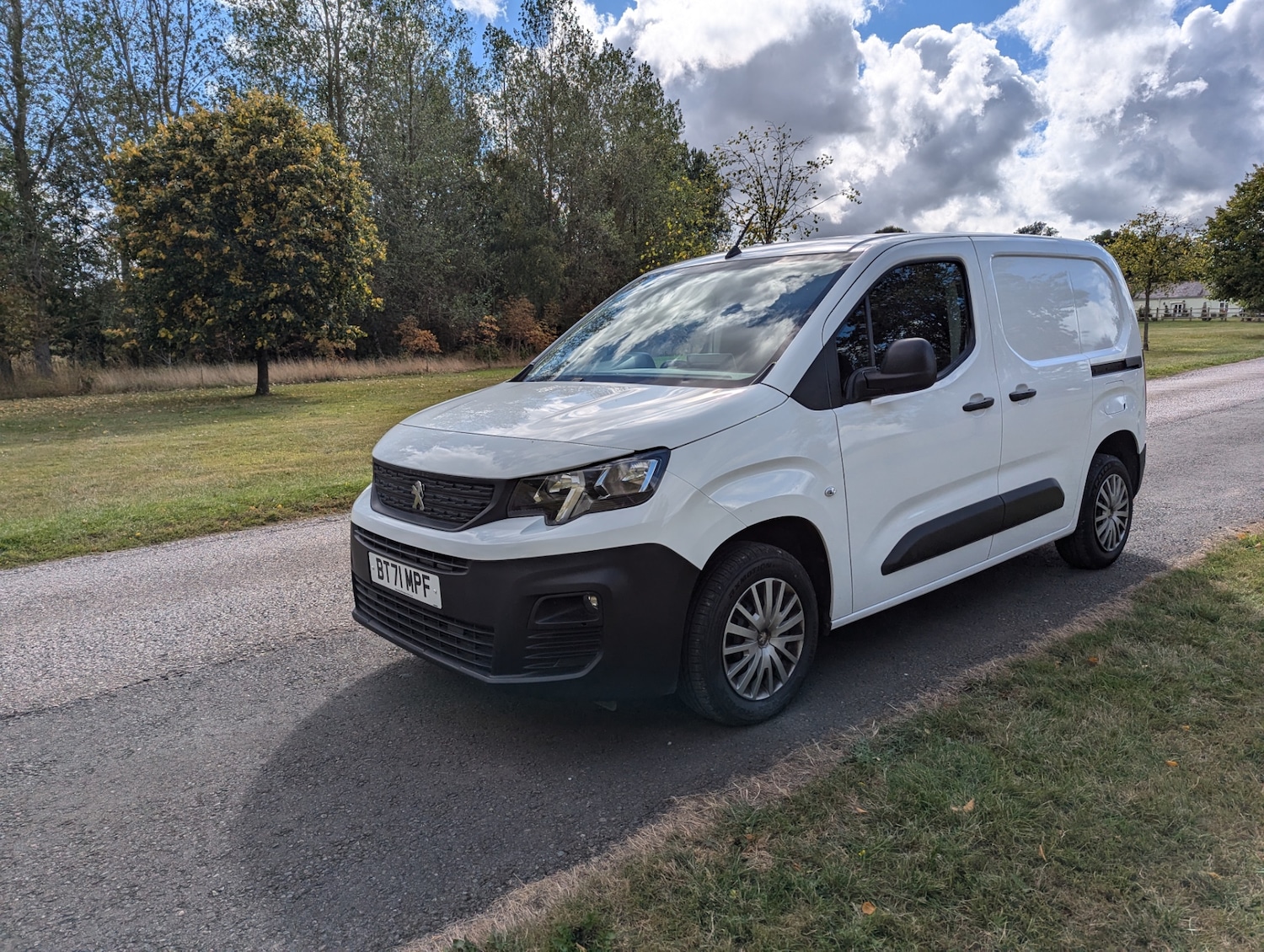 Vehicle 28