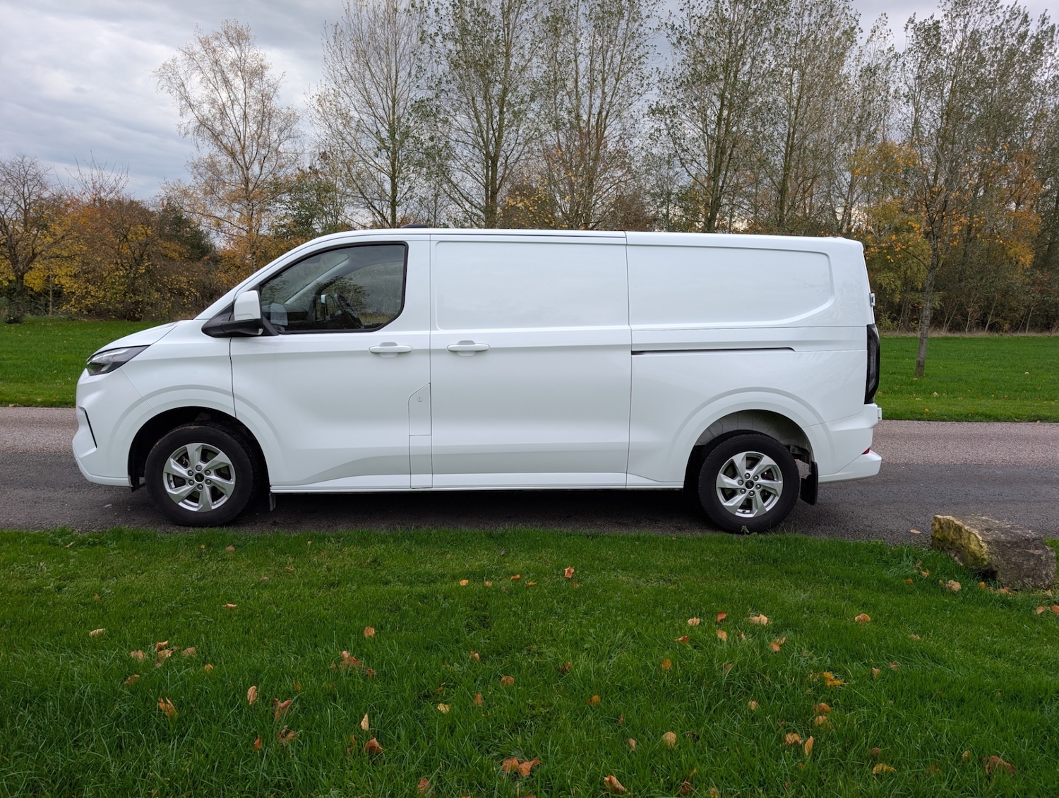 Used Ford Transit Custom 2024 for sale - 76455581: Photo 3