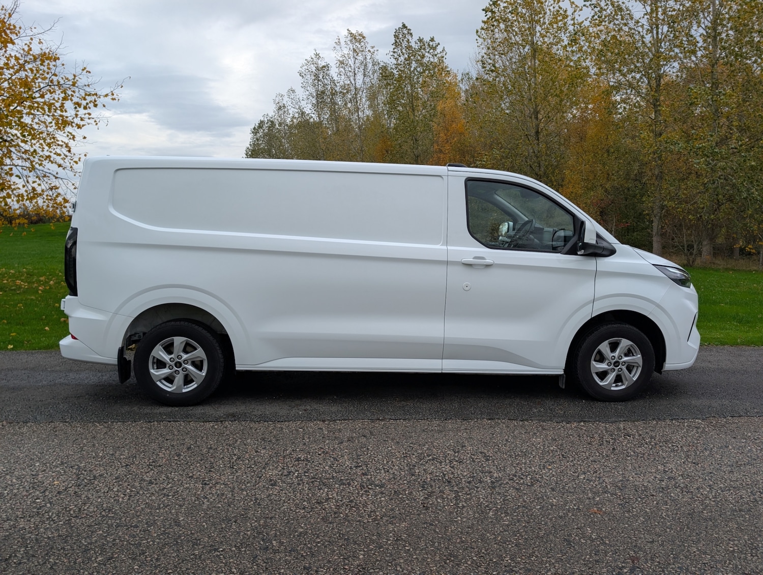 Used Ford Transit Custom 2024 for sale - 76455581: Photo 4