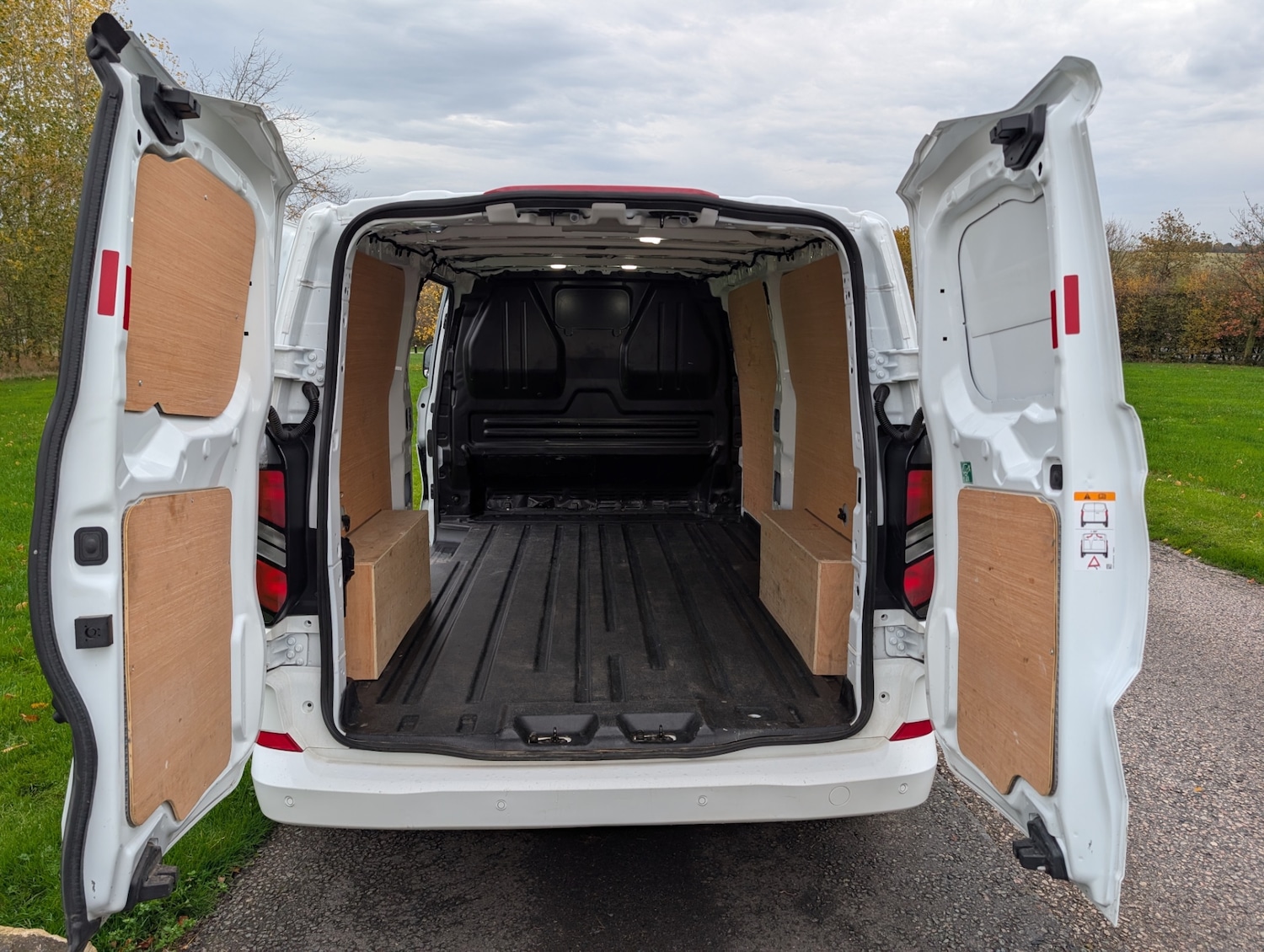 Used Ford Transit Custom 2024 for sale - 76455581: Photo 7